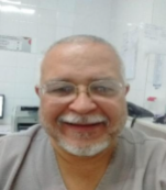 Dr. Daniel Chaves